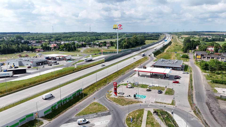 Nowa stacja paliw przy A1 już działa! Kolejne udogodnienie dla podróżnych na trasie na południe Polski