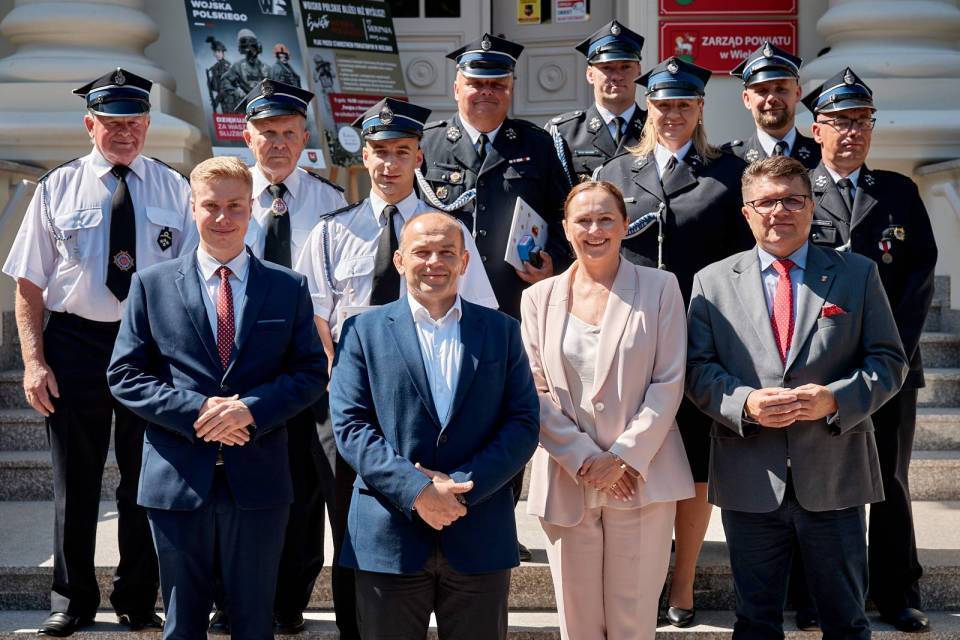 _TR64173ne_20250814-120844_1